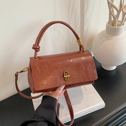 Retro Oil Wax Leather Shoulder Bag for Women | Street Style Crossbody